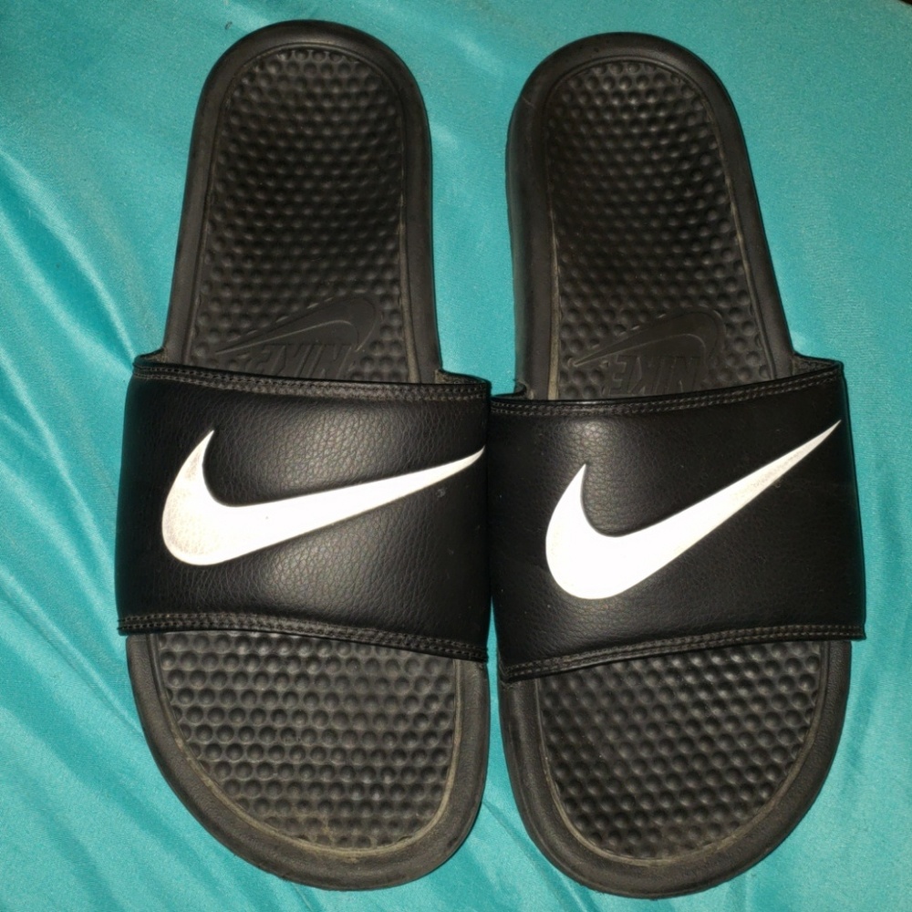 Nike slides size 11